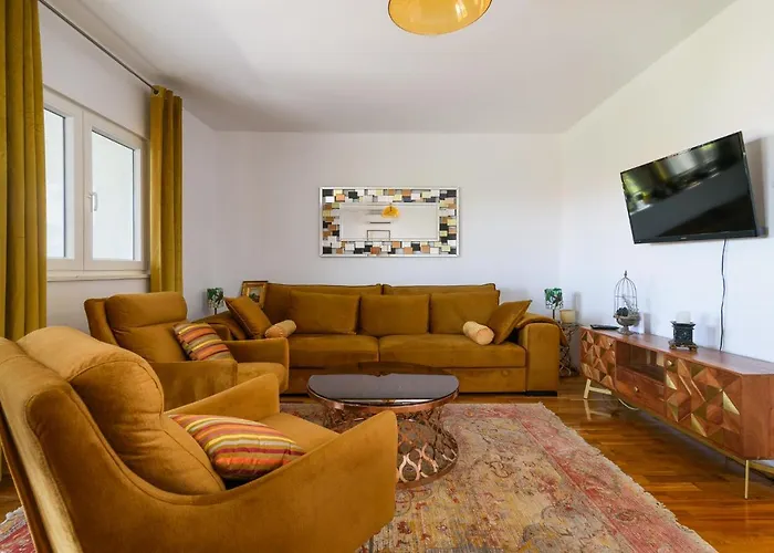 펜션 House Copacabana - On Ciovo, Sea View, Parking