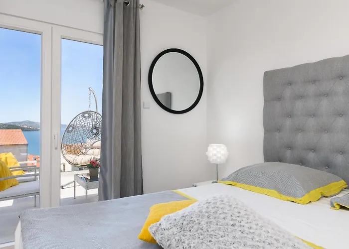 펜션 House Copacabana - On Ciovo, Sea View, Parking