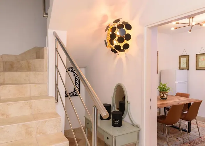 펜션 House Copacabana - On Ciovo, Sea View, Parking