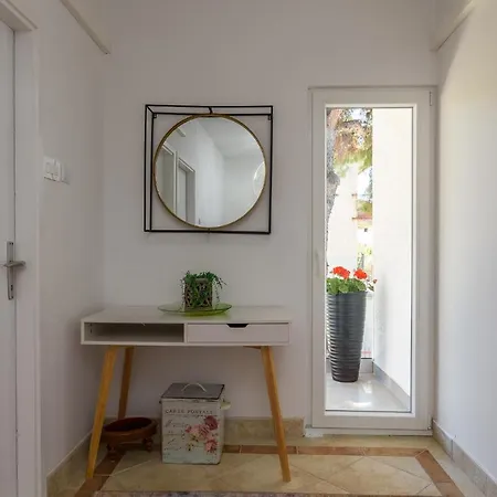House Copacabana - On Ciovo, Sea View, Parking Feriehus