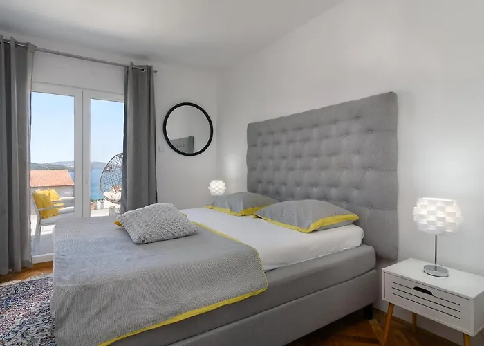 Ferienhaus House Copacabana - On Ciovo, Sea View, Parking *